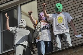 Pussy Riot supporters on top of the roof